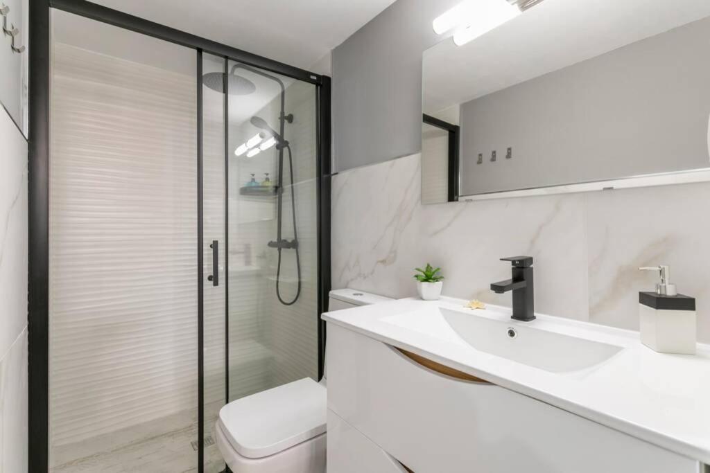 אל קאמפיו Apartamento Loft A 50 Metros De La Playa Y Paseo Maritimo מראה חיצוני תמונה